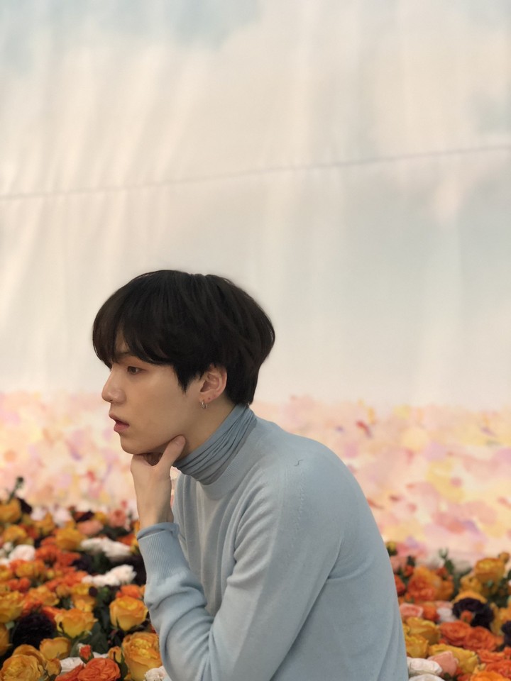 HAPPY YOONGI DAY❤❤❤❤❤❤❤