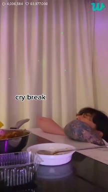 Jungkook eats