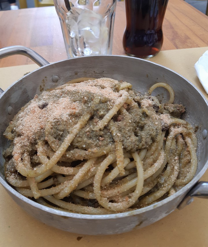 Enjoying .. pasta con le sarde!! ❤