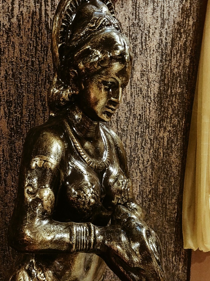 the golden woman