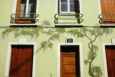 Paris rue cremieux