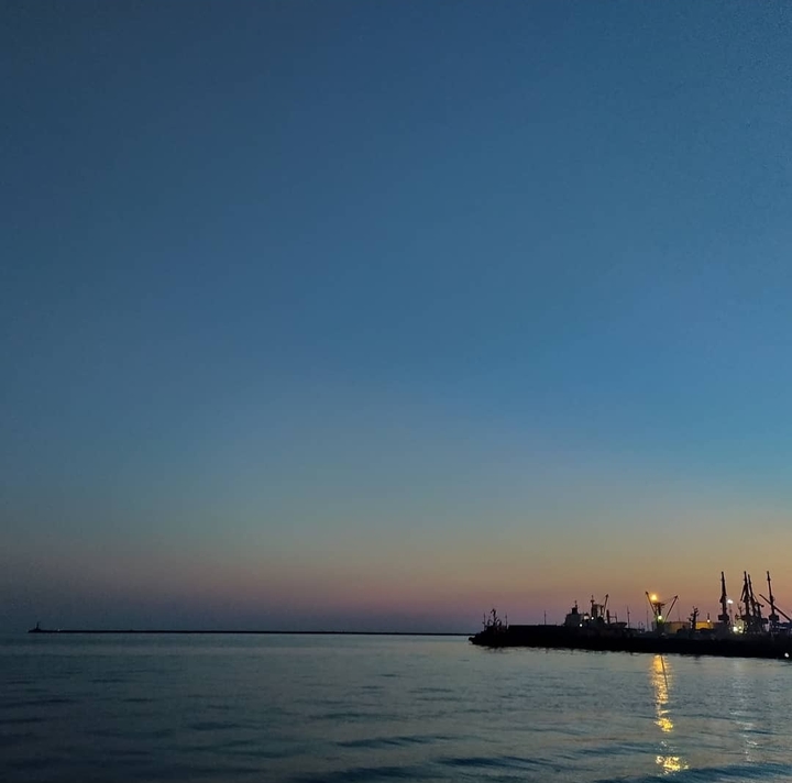 gradient night