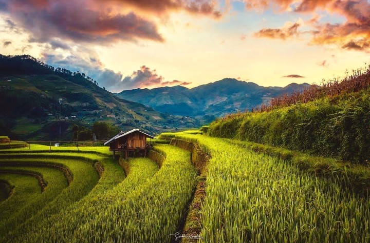 sunset ? or sunrise ? , what do you think ?