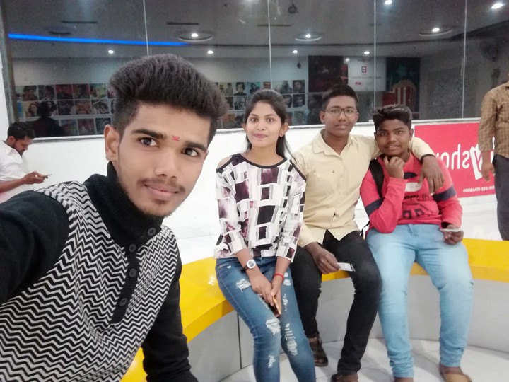 watching 2.0 movie at element mall yavatmal
