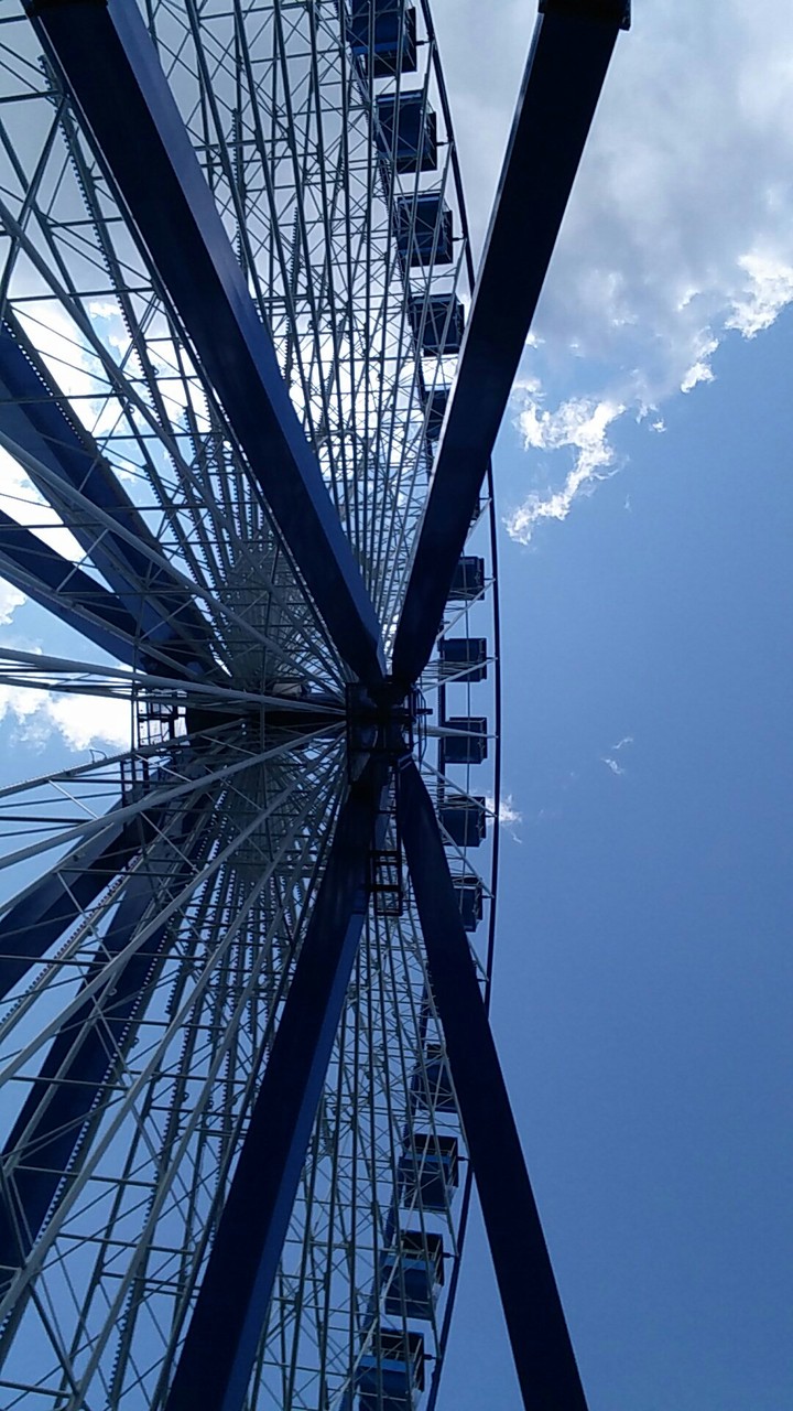 Ferris Wheel
