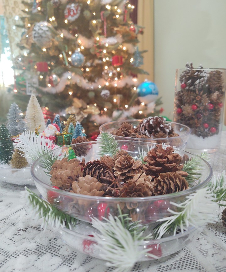 Christmas Decor Centerpieces ft. Pine, Santa, Snow