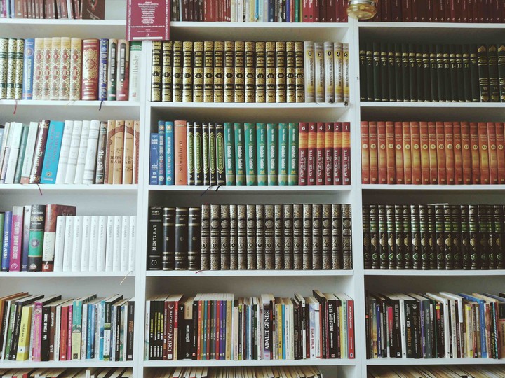 love reading