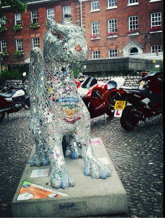 Glitter dragon