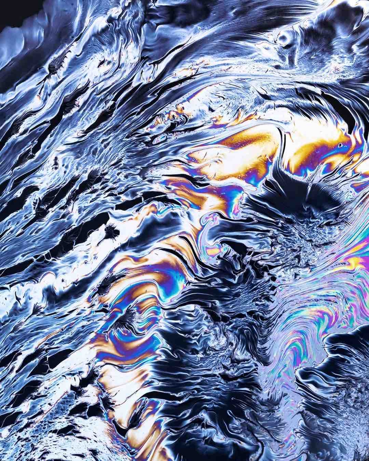 ⠀