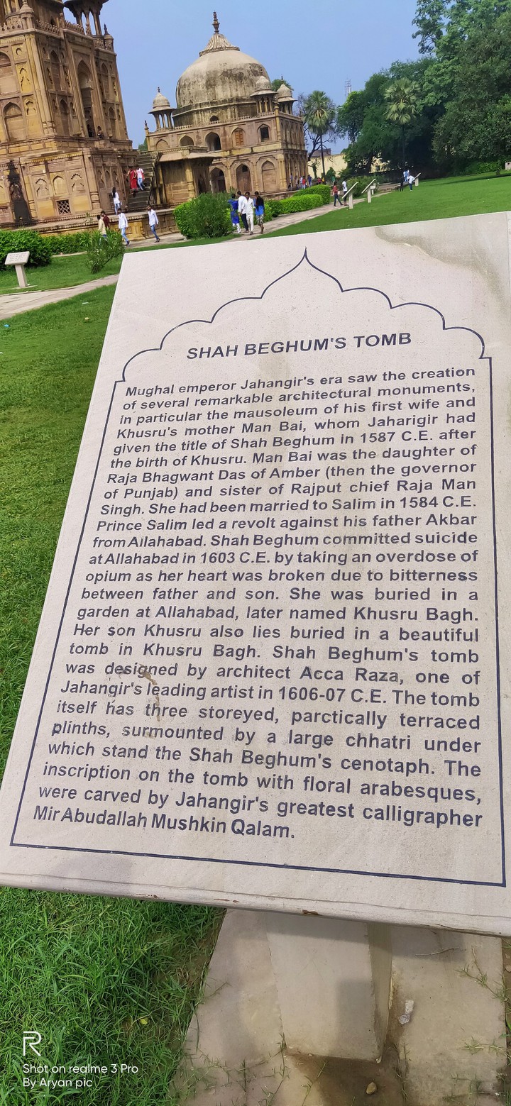 #tomb