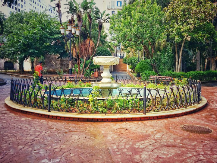 jardin de Prague alger
