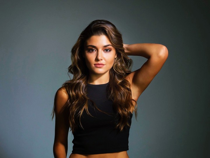 HANDE ERÇEL
