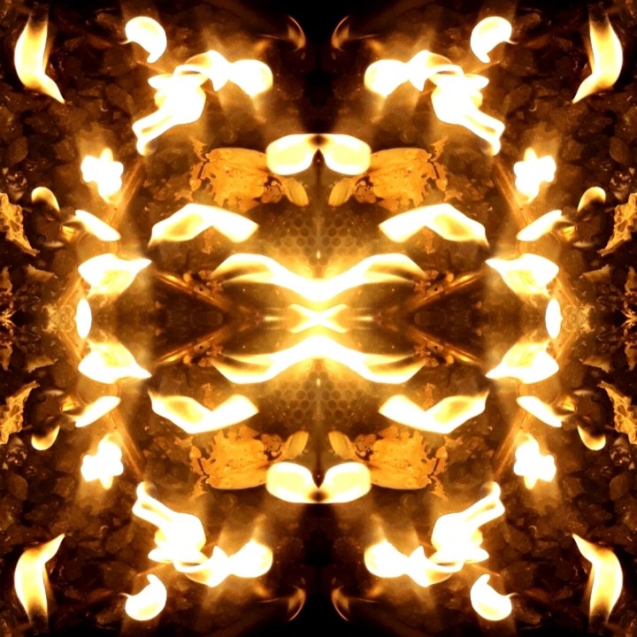 Twin mirror app use on fire
