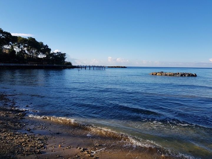 Beach, horizon, coast...