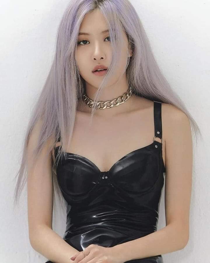 201024 Rosé x DAZED Korea (2)