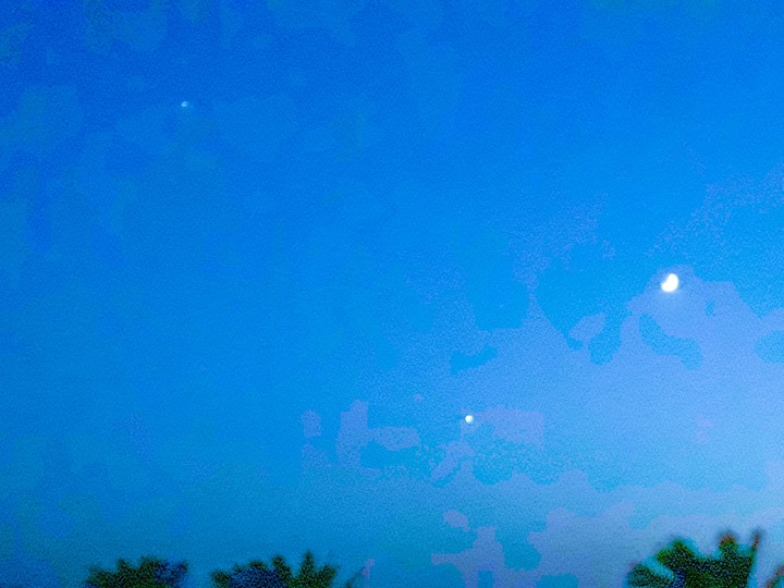 moon and venus and jupiter ❤