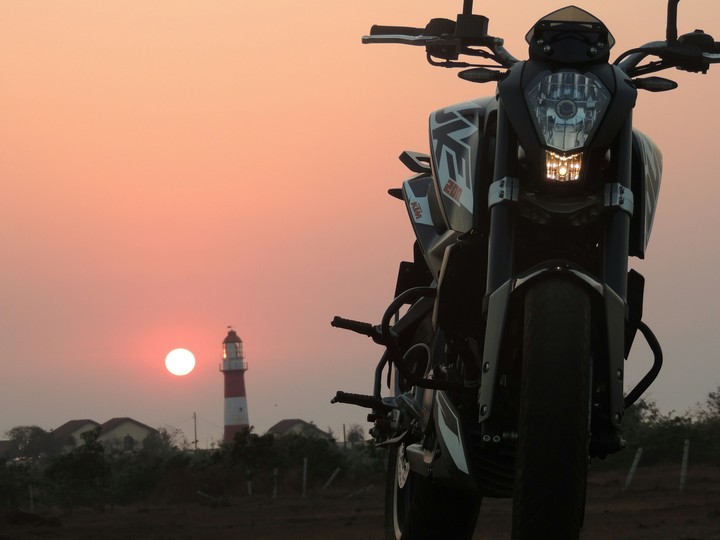 KTM DUKE 200
