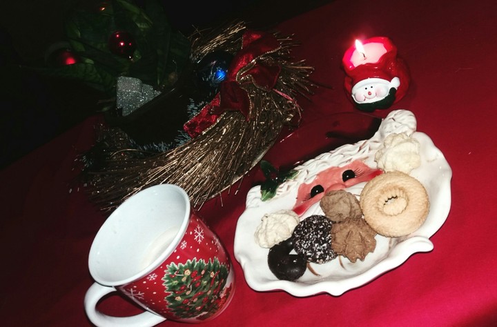 Christmas Coffee & Cookies 