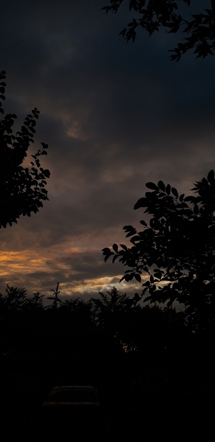 《9 p.m. sky》