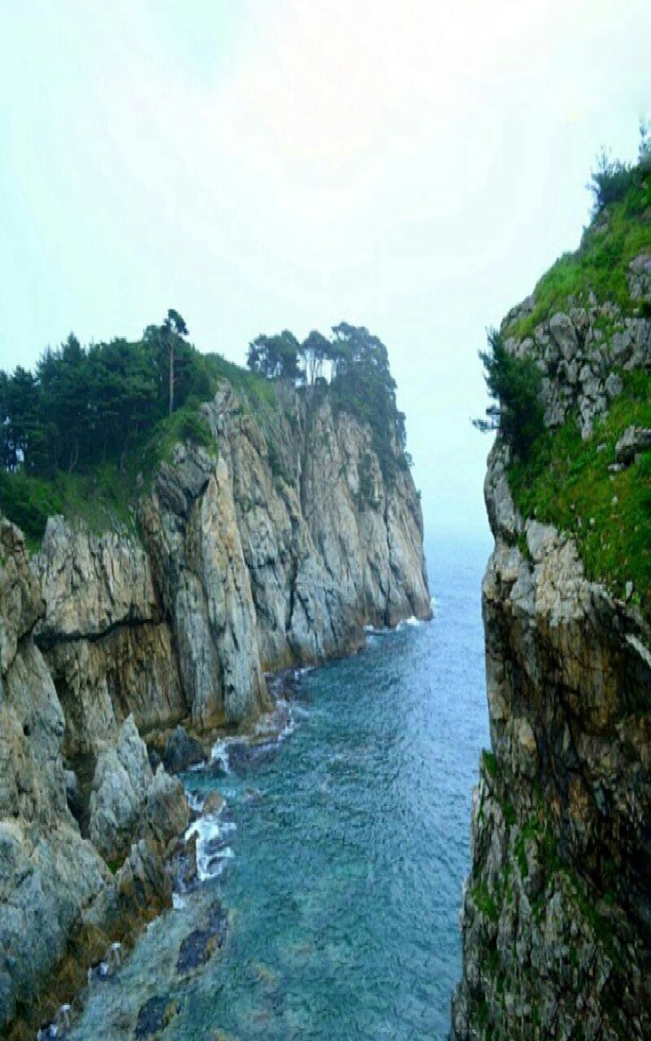 скалы
