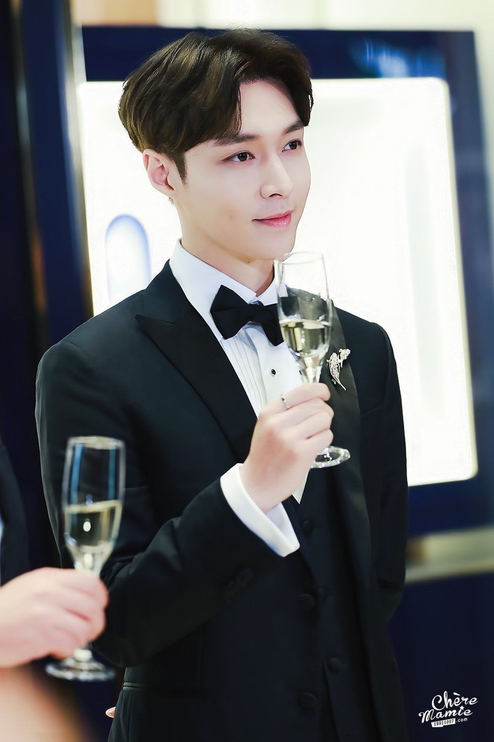 Lay ❤