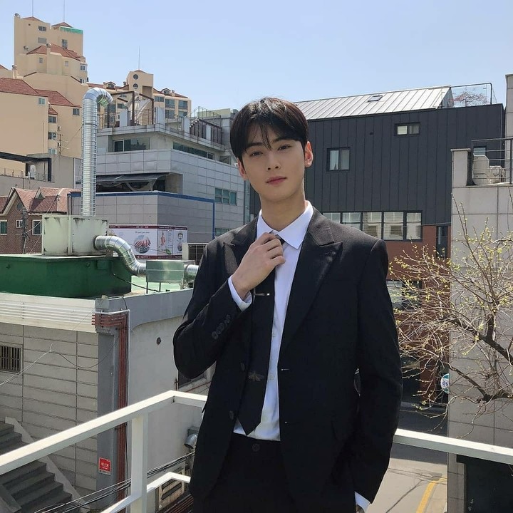 EunWoo
