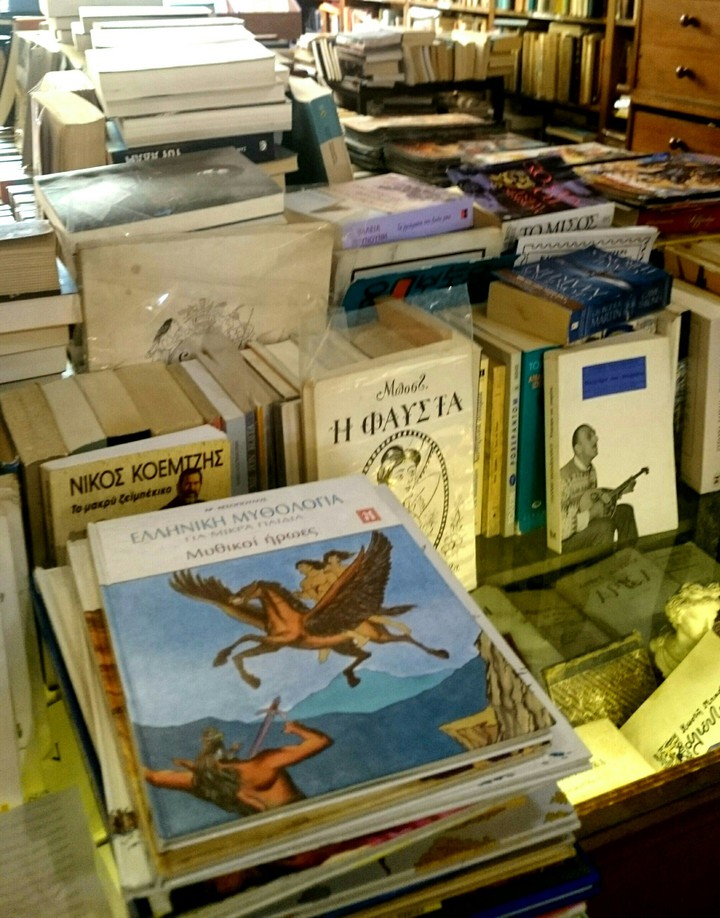 BOOK WORLD