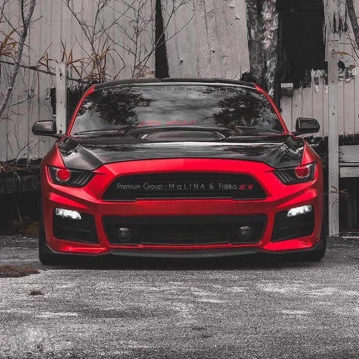red car