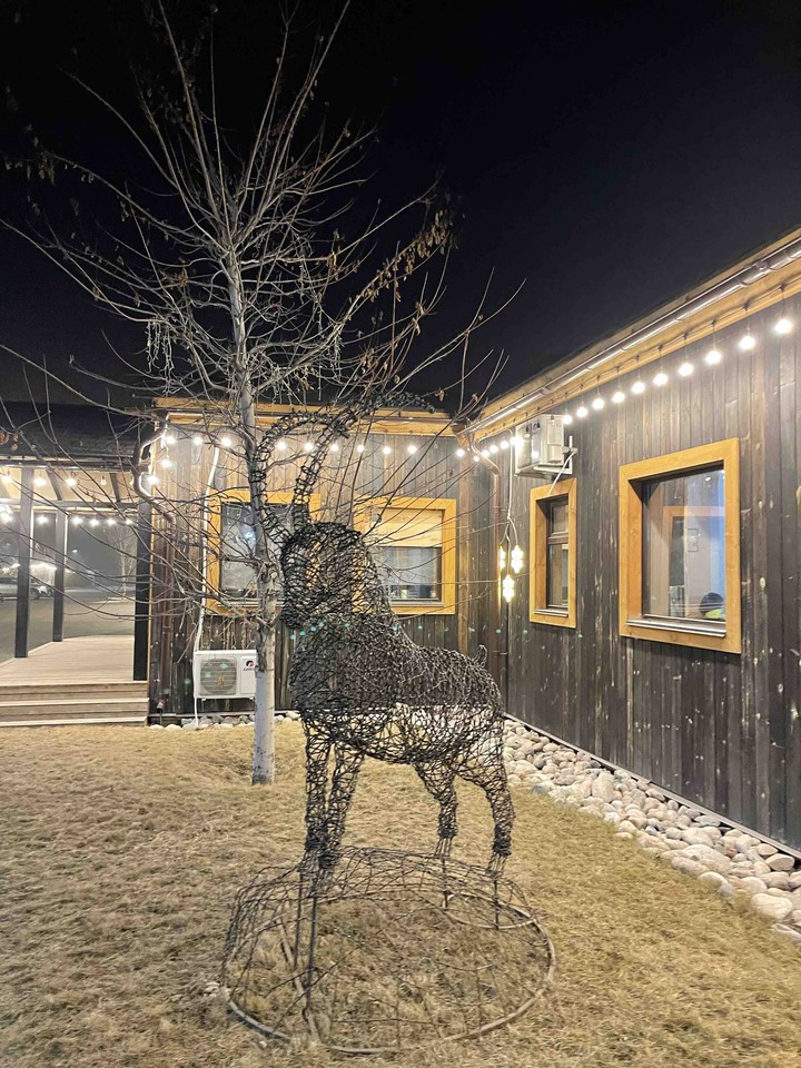 .