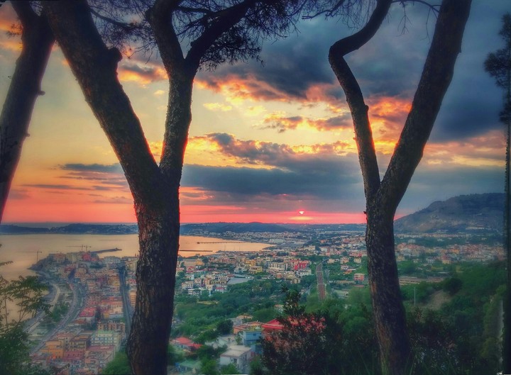 veduta di Pozzuoli