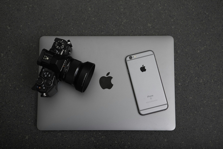 apple