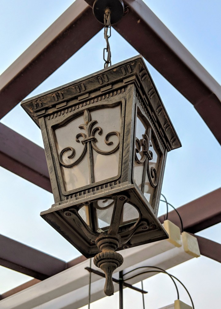 Classic Hanging Lamp