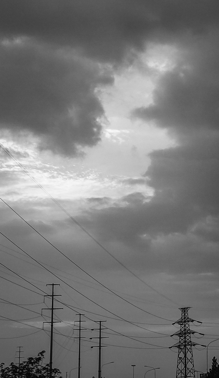 Lonely Poles in Summer @Chengdu