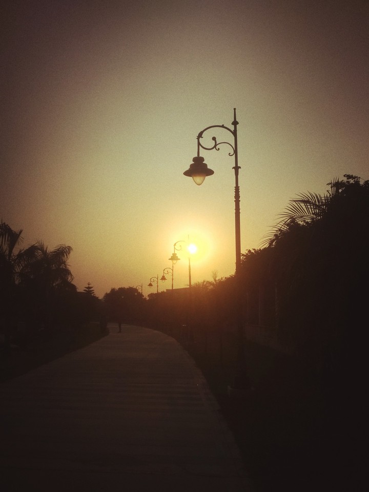 sun set evening