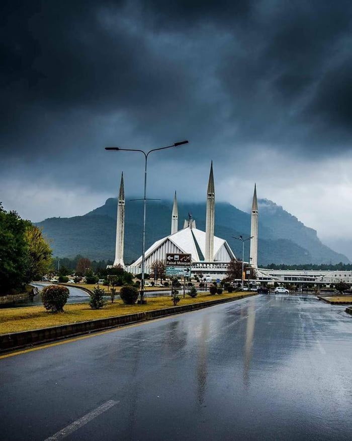 Faisal Mosque Islamabad Pakistan