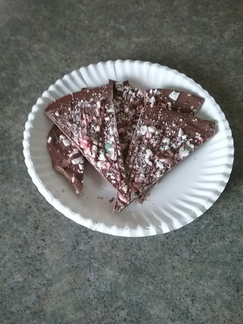 making chocolate bark