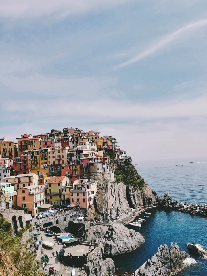 Colors and sea