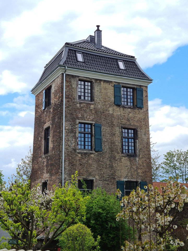 Ossumer Turm Krefeld