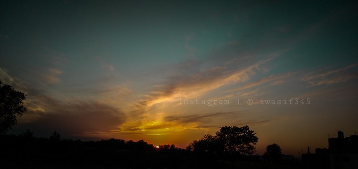 sun sets