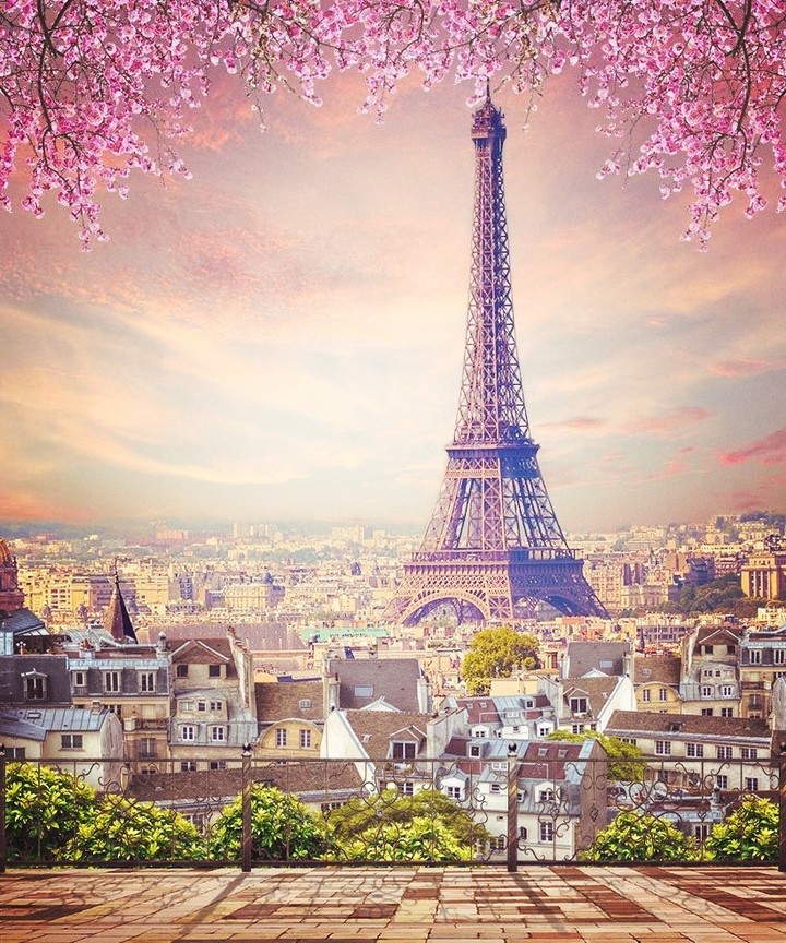 eiffel tower