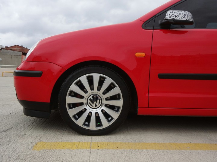 VW POLO