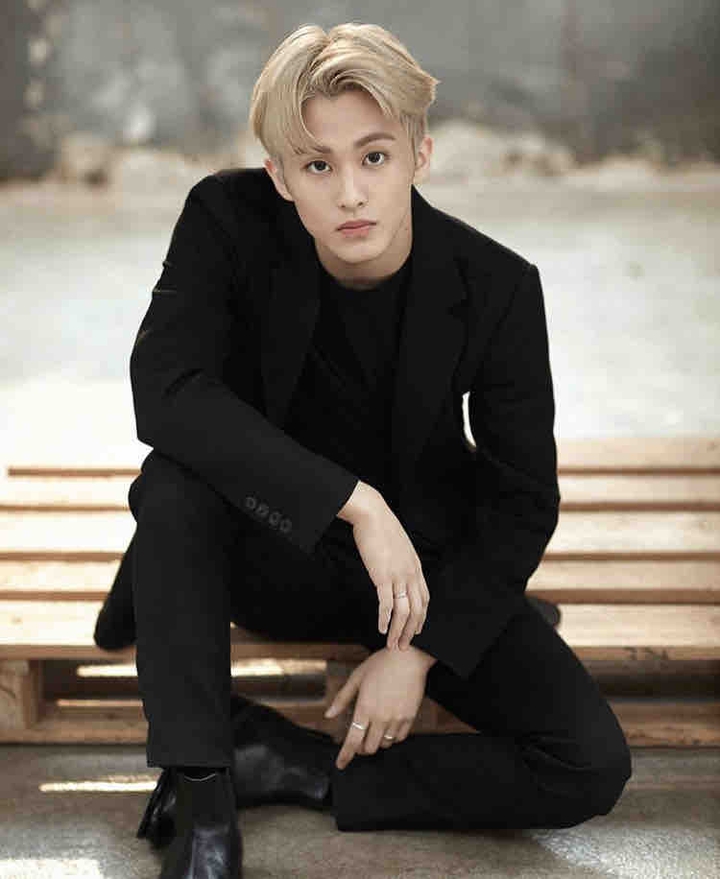 Mark Lee.
