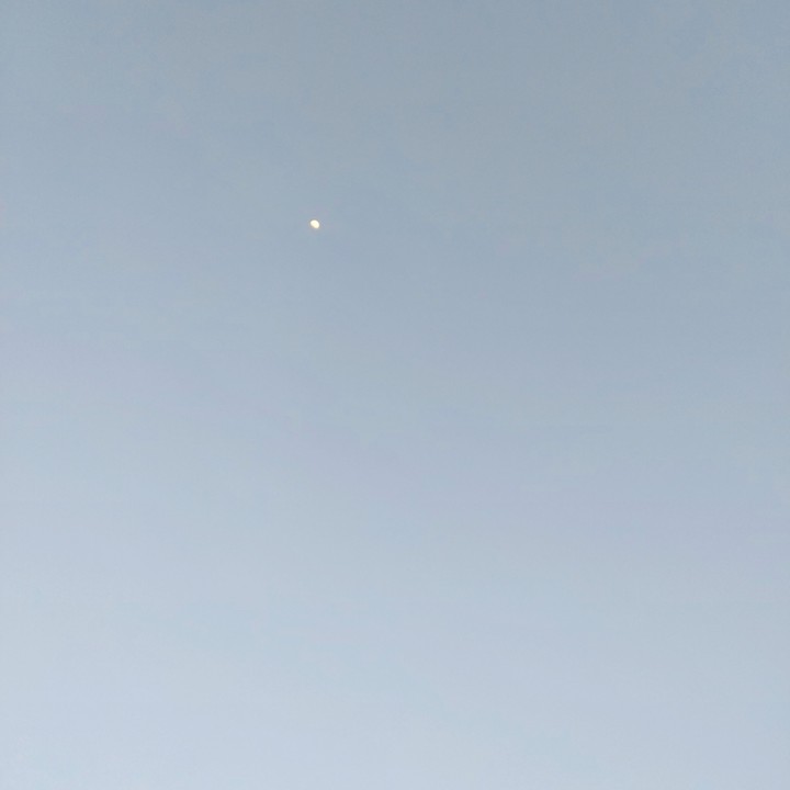 하늘과 달