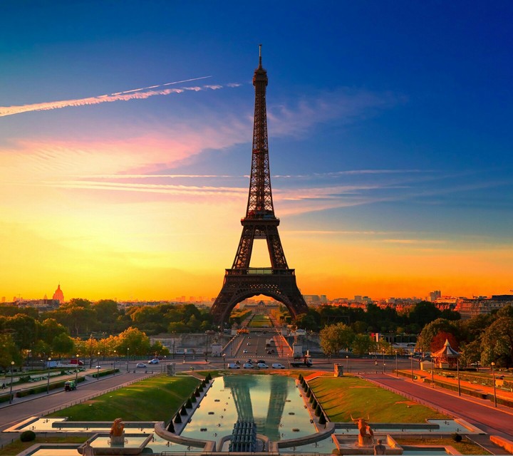 eiffel tower