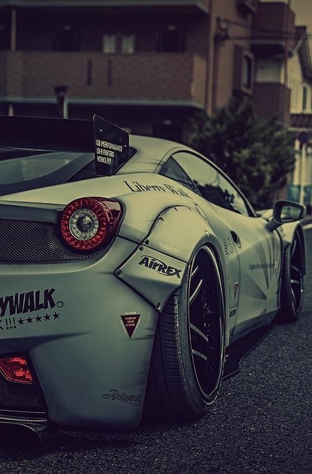 Ready to race-Ferrari