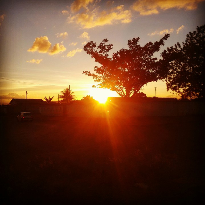 pôr-do-sol