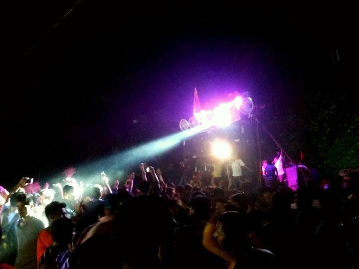 DANCE