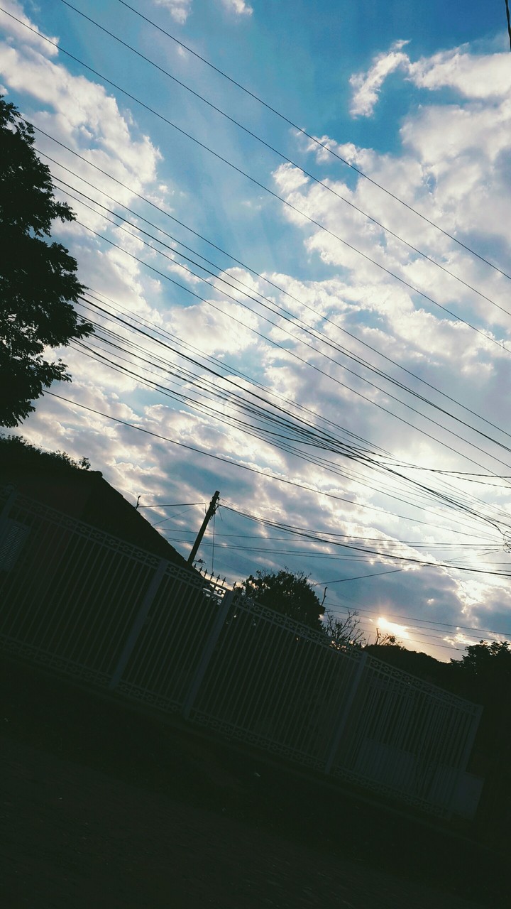 Un día más.