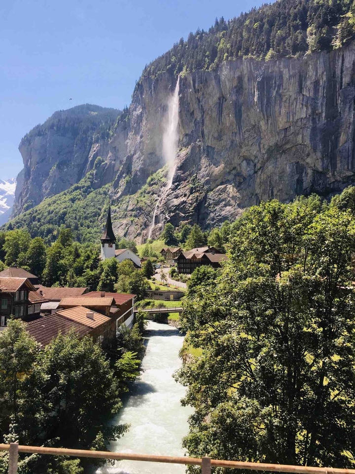 the stunningly beautiful Swiss Alps