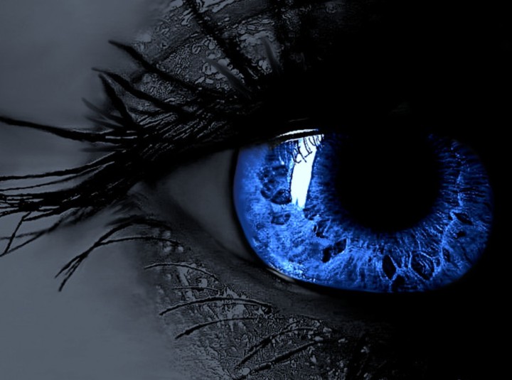 Eye